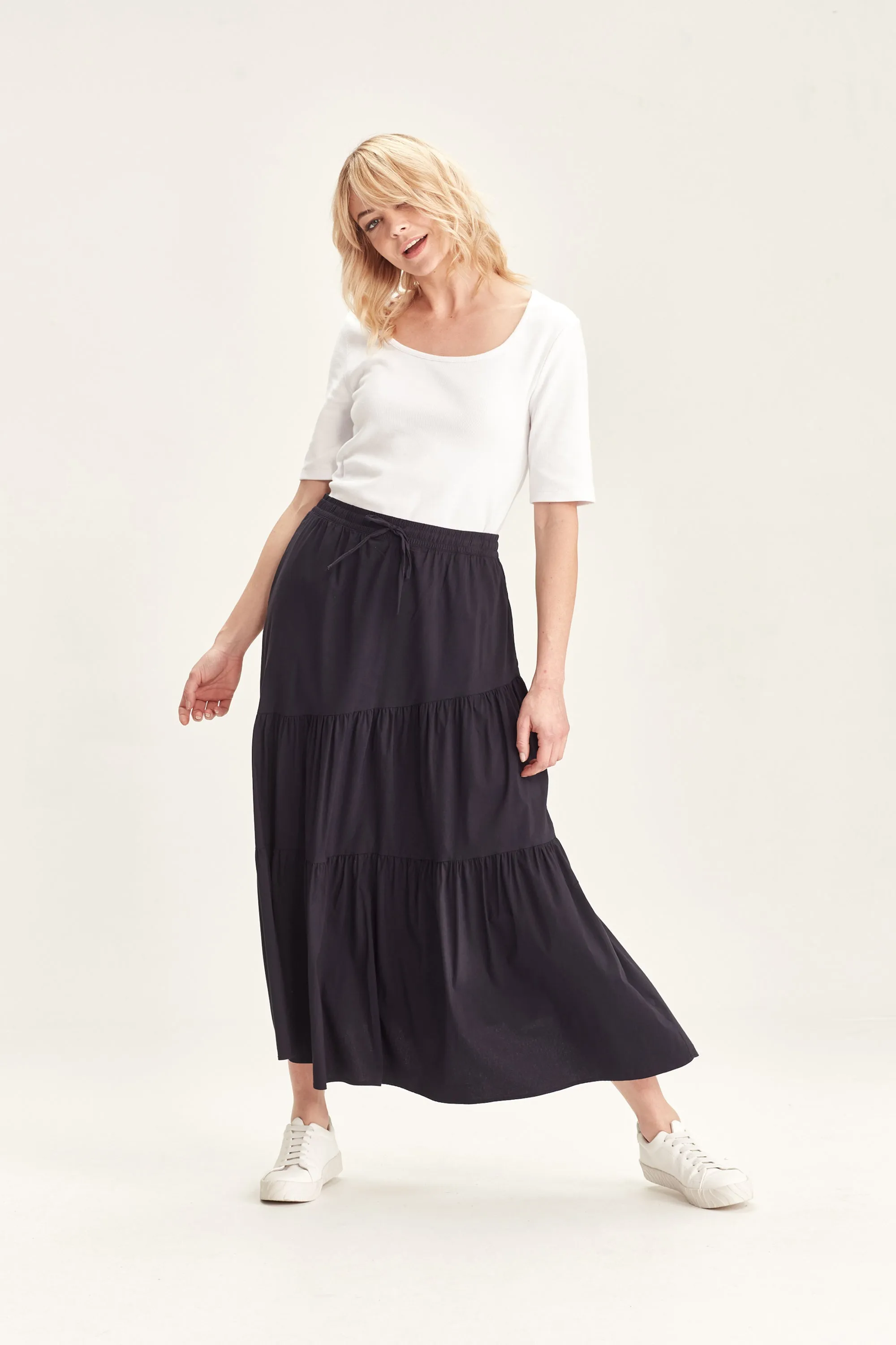 Acrobat Artful Skirt - Black