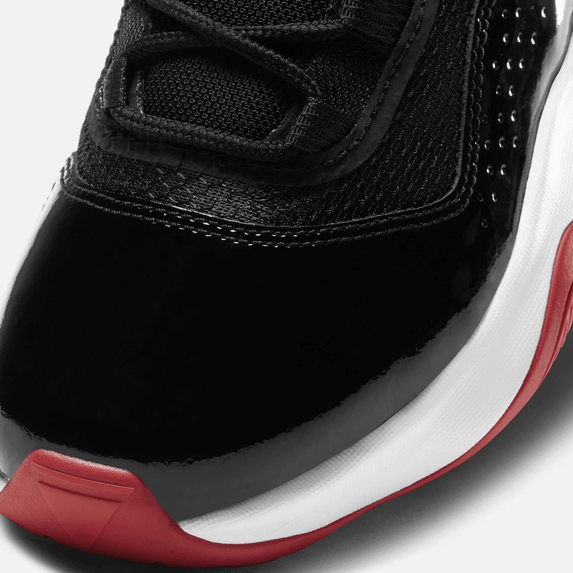 Air Jordan 11 CMFT Low (GS) Bred