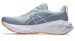 Asics Gel NovaBlast 4