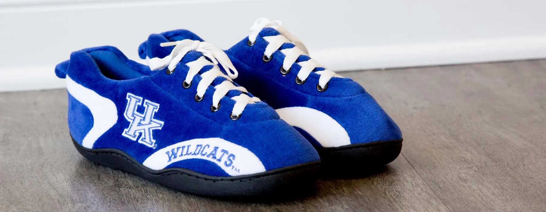 Kentucky Wildcats All Around Rubber Soled Slippers