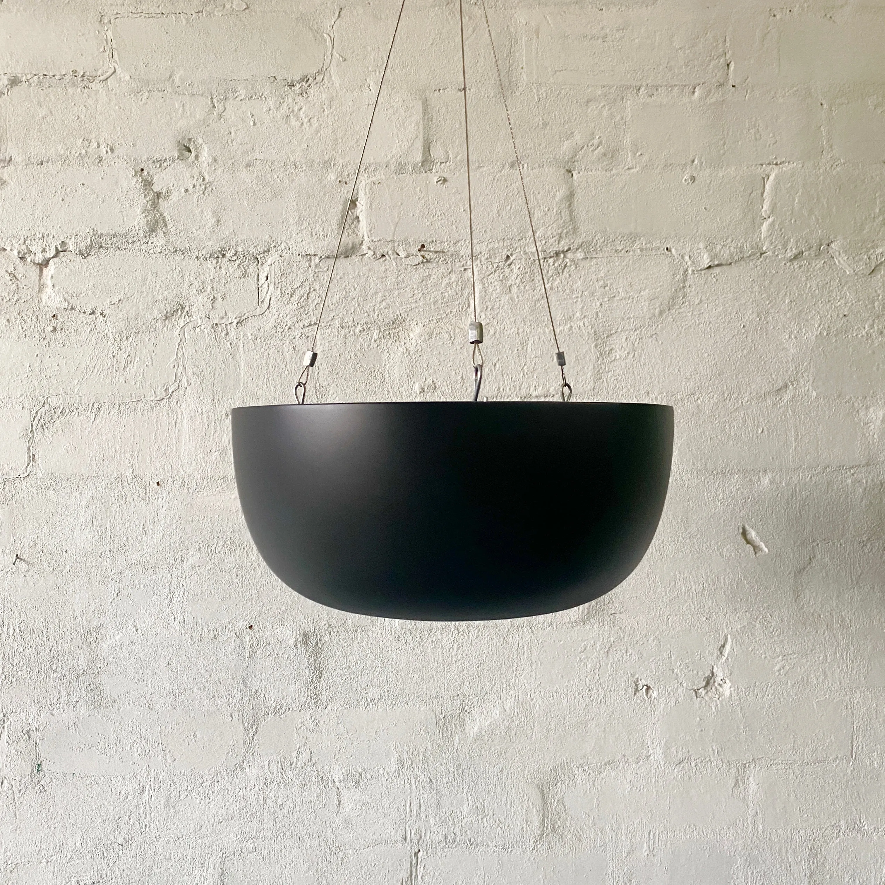 Lightweight Hanging Pot | Black