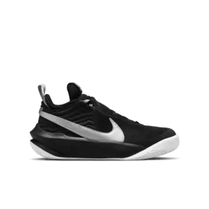 Nike Team Hustle D 10 (GS) Kids Basketball Shoe