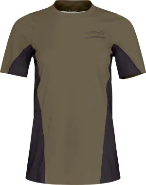 Norrøna Women&#x27;s Senja Equaliser Lightweight T-Shirt Olive Night | Buy Norrøna Women&#x27;s Senja Equaliser Lightweight T-Shirt Olive Night here | Outnorth