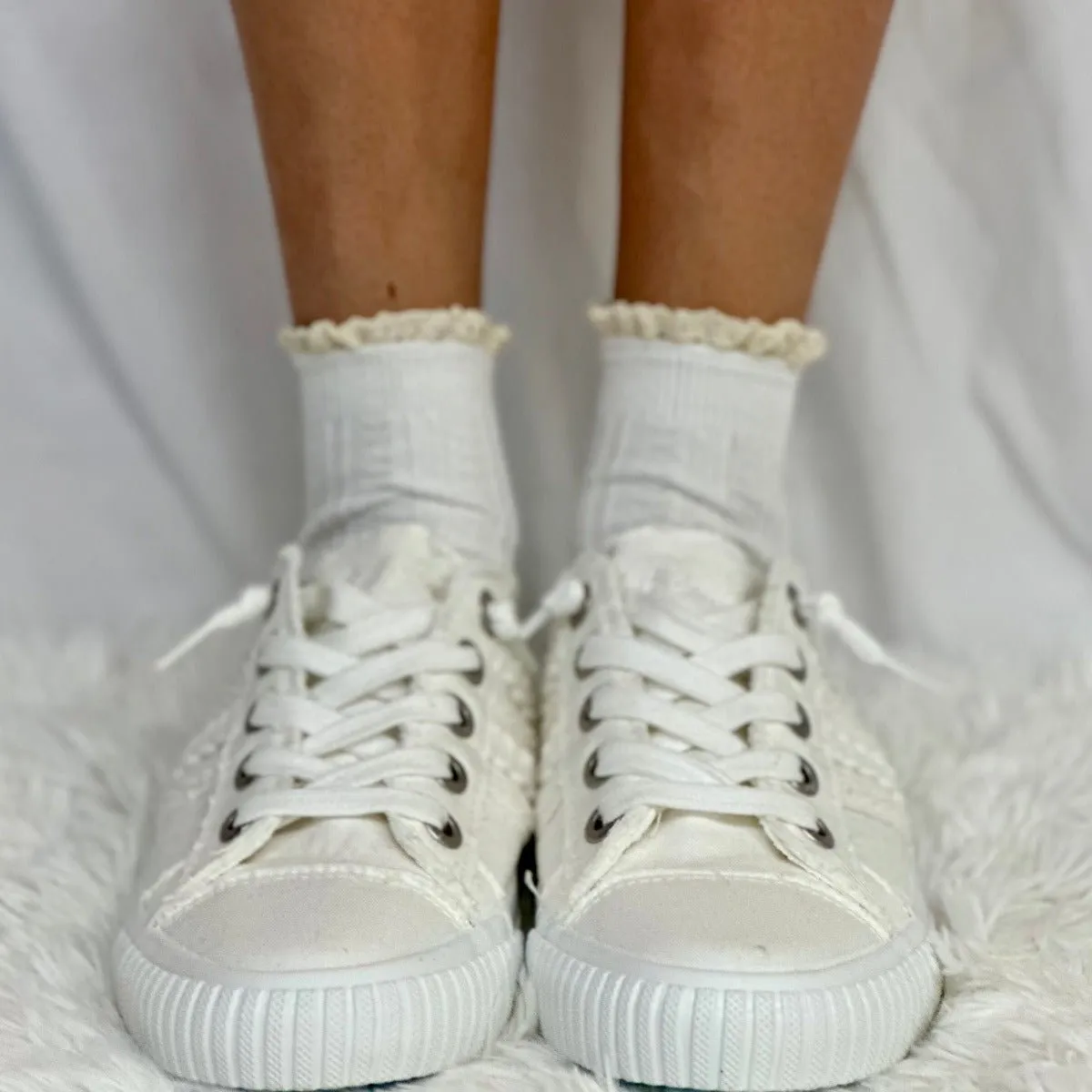 SHORTY  lace topped ankle socks - cream