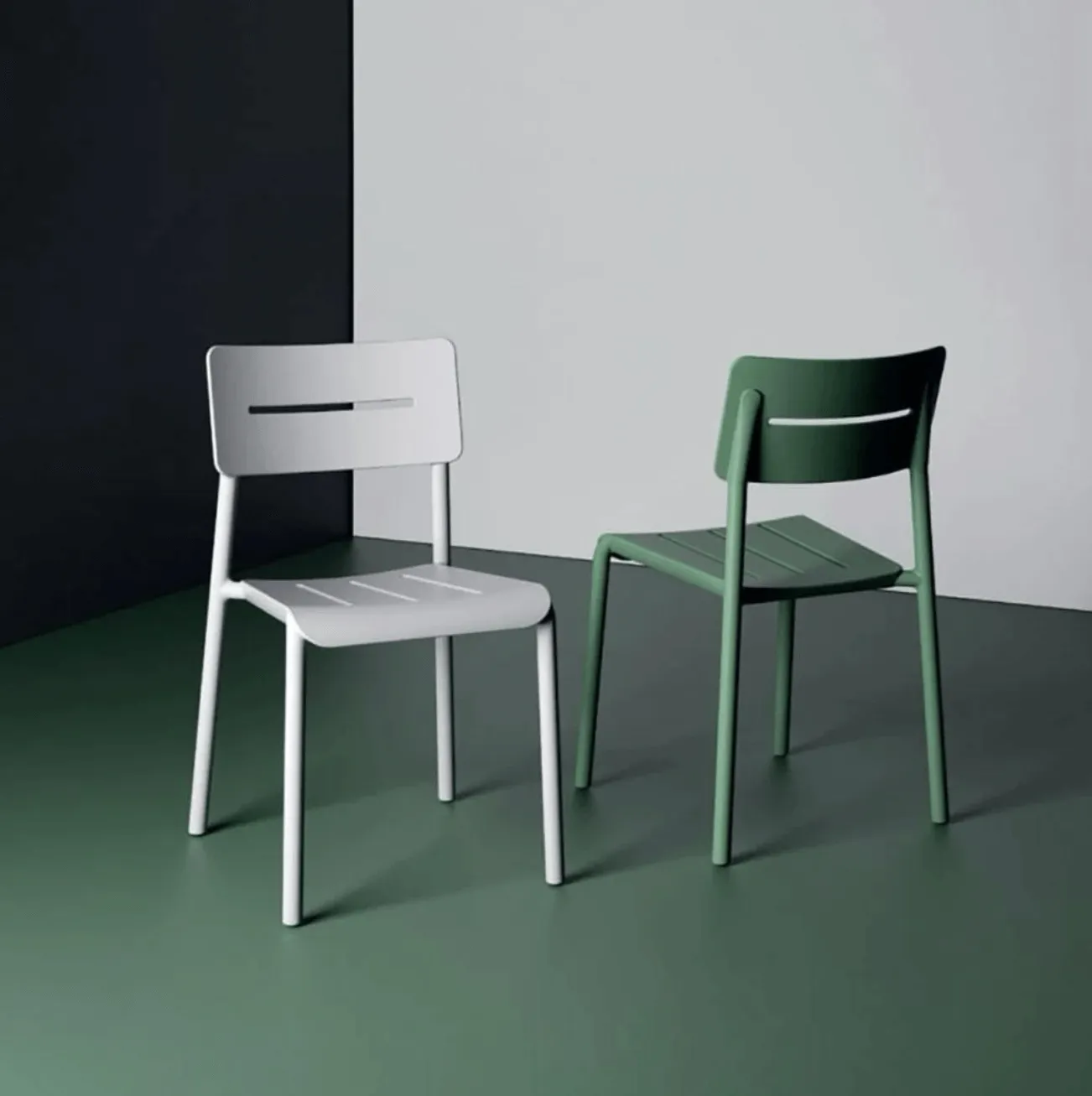 TOOU Outo Dining Chair - Indoor / Outdoor Chair