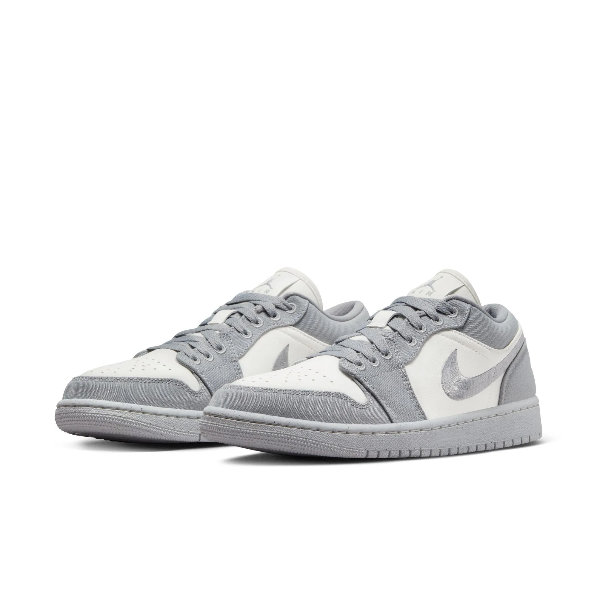 WMNS Nike Air Jordan 1 Low SE