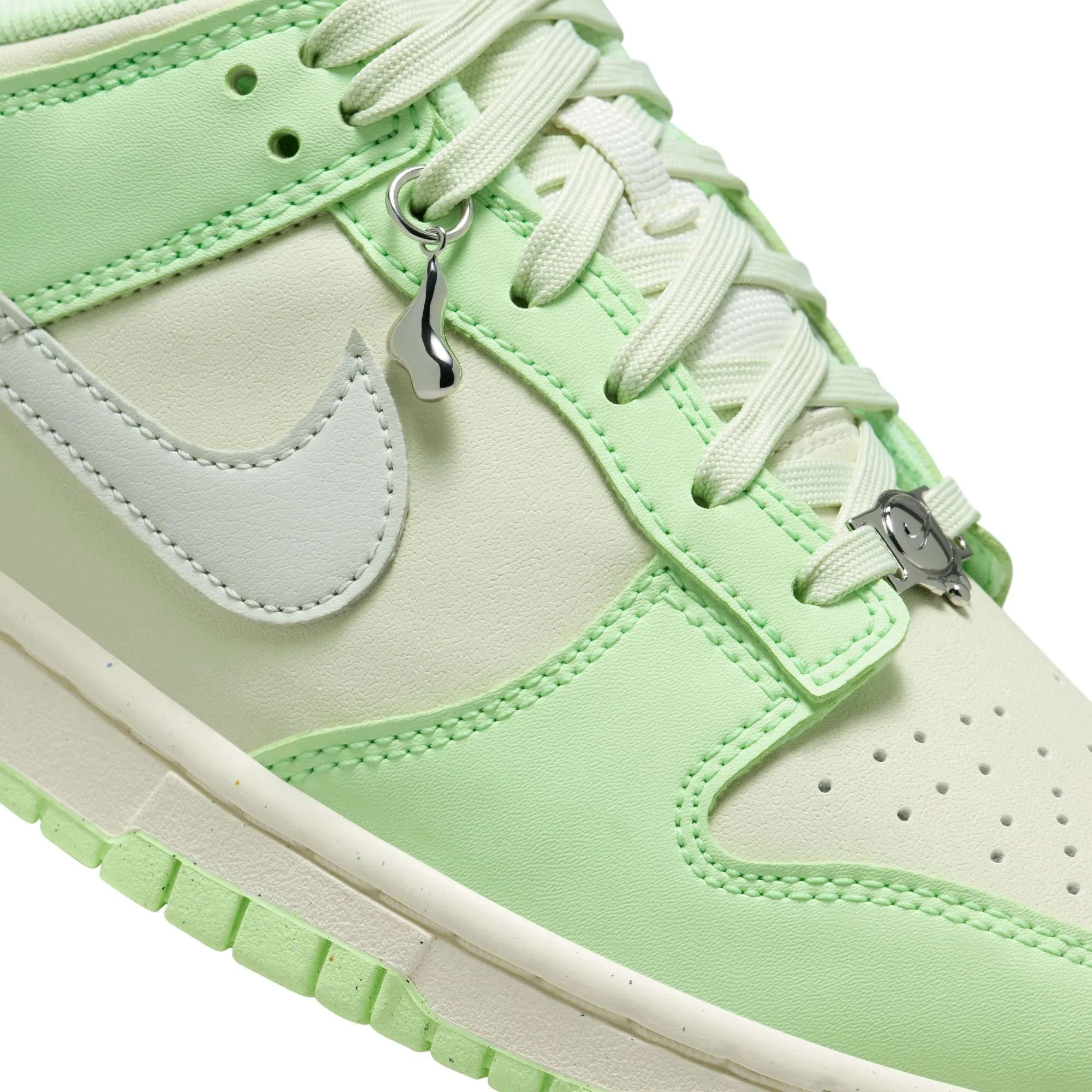 WMNS Nike Dunk Low Next Nature SE