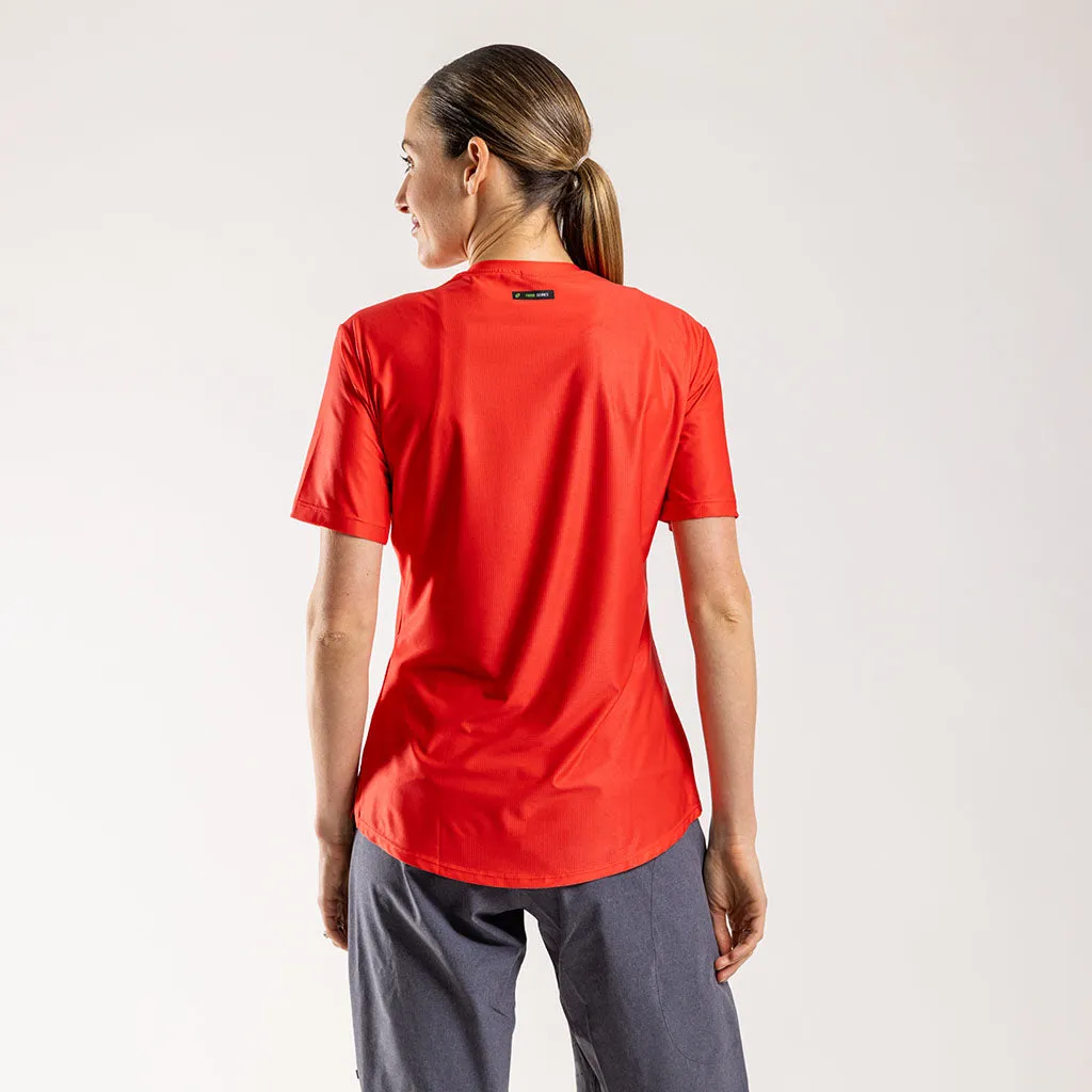 Women's Lightweight Short Sleeve Trail Tee (Poppy)