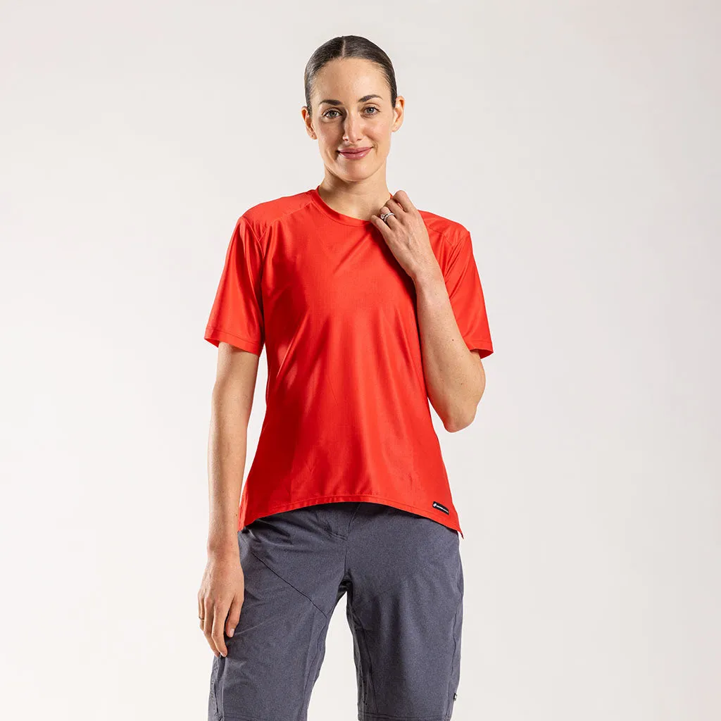 Women's Lightweight Short Sleeve Trail Tee (Poppy)